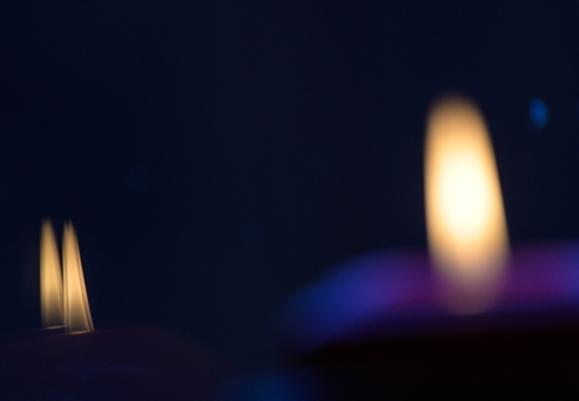 Reflet de la lumière des bougies